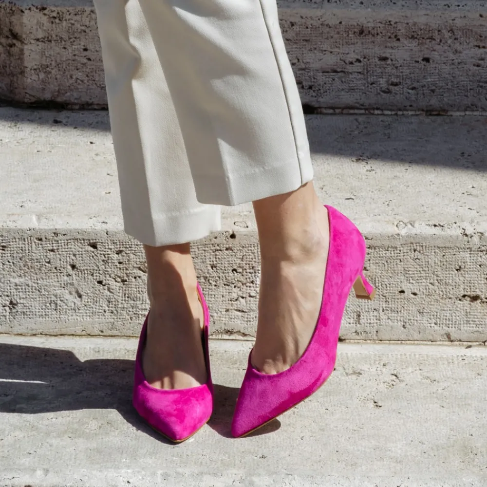 decollete_con_tacco_a_roc_1.webp Scarpe Con Tacco | Made in Italy Decollete con Tacco a Rocchetto Medio "V60" - Camoscio Fucsia