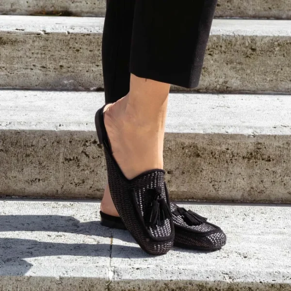 Stringate & Mocassini | Sabot | Personal Sabot Flat in Rafia e Camoscio con Nappine "CAPRI" - Nero