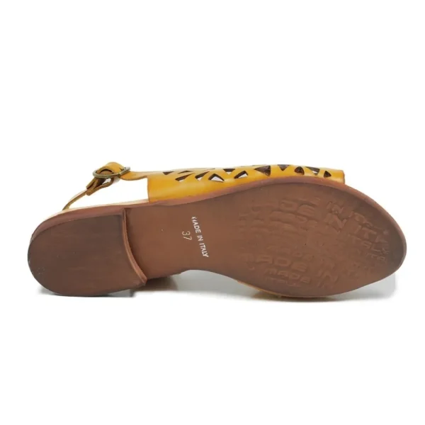 Sandali Bassi | In Time Sandali Bassi Flat Traforati in Pelle "Patty" - /Cuoio Ocra